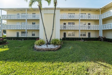 Lovely 2 bd, 1.5 bth condo in famous Boca Raton, FL. NEW a/c - photo 29