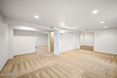 Welcome to this beautifully maintained and thoughtfully updated - photo 31