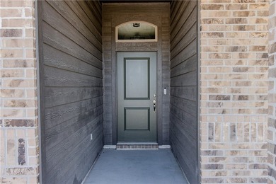 Welcome to 2606 Vista Del Sol-this home truly has it all! - photo 3
