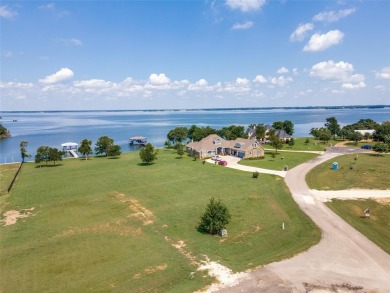 Lake Lot For Sale in Streetman, Texas