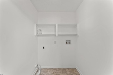 Offered by Diane Maxwell .... Great 3 bed 2 bath home on a - photo 24