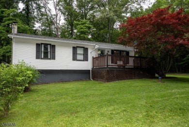 Lake Home Sale Pending in Hampton Twp., New Jersey