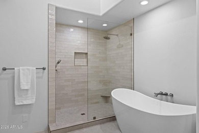 Completely remodeled from top to bottom, this Apache Cottage - photo 20