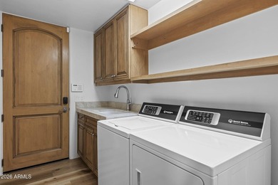 Completely remodeled from top to bottom, this Apache Cottage - photo 28