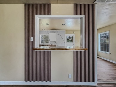 Beautifully updated coastal charmer in sought-after PA Cliffs! - photo 10
