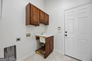 Welcome to 156 Cedar Hill, an exquisite private retreat boasting - photo 33