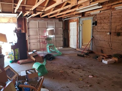 Searsport - Fixer upper - Antique Cape with a 3 Car Garage - photo 34