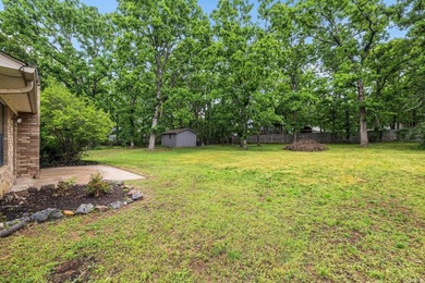 Beautifully remodeled 3 bedroom, 2 bathroom home offering 1,571 - photo 37