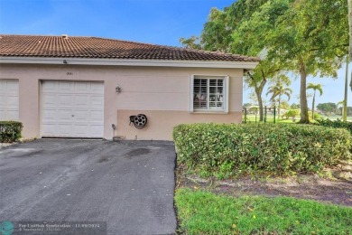 (private lake, pond, creek) Condo For Sale in Miramar Florida