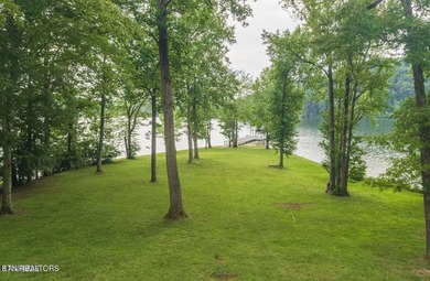 Always dreamed of a home on the lake with fabulous views and a - photo 11