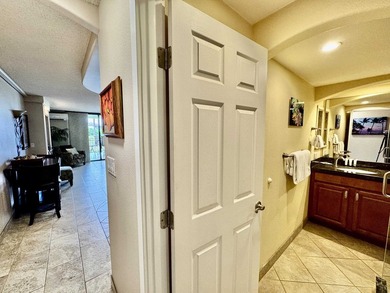 Welcome to your Maui getaway at Kamaole Sands, Building 10! This - photo 14