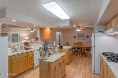 Always dreamed of a home on the lake with fabulous views and a - photo 20