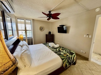 Welcome to your Maui getaway at Kamaole Sands, Building 10! This - photo 22