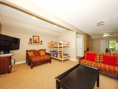 Charming 3-Bed, 3-Bath Cabin in Lake Cumberland Resort! A MUST - photo 23