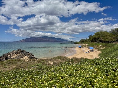 Welcome to your Maui getaway at Kamaole Sands, Building 10! This - photo 35