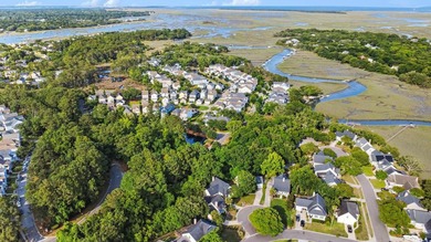 Come live your best island life in this beautifully renovated - photo 38