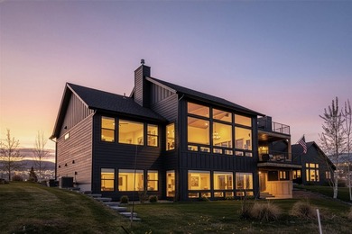 Experience refined living at this exceptional Ranch Club - photo 1