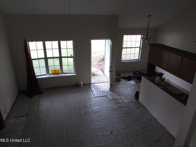 3 bedroom 2 bath fixer upper in a nice neighborhood with a - photo 15
