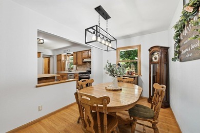 Welcome home to this Caledonia gem tucked away at the end of a - photo 10