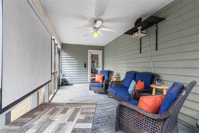 Comfort, privacy and views - Interior Lake Living at Lake Keowee - photo 12