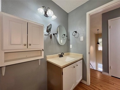 Welcome to this beautifully maintained 2-bedroom, 1.5-bath condo - photo 15