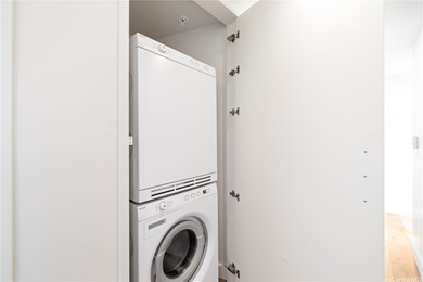 Experience the pinnacle of luxury at The Ritz-Carlton Residences - photo 17