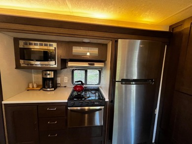 Welcome to C17 Lot 51 at Pathfinder Village! A rare riverfront - photo 19