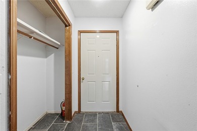 Updated golf-course duplex with strong income potential and - photo 26