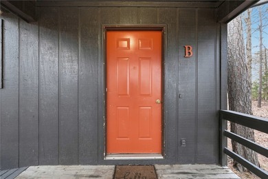 Updated golf-course duplex with strong income potential and - photo 27