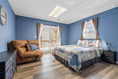 Comfort, privacy and views - Interior Lake Living at Lake Keowee - photo 32
