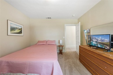 Welcome to 25021 Lakeview Drive, where the address truly speaks - photo 34