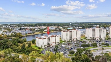 This fully furnished 3BR/3BA end unit offers a stunning