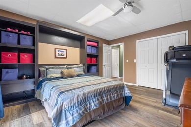 Comfort, privacy and views - Interior Lake Living at Lake Keowee - photo 35