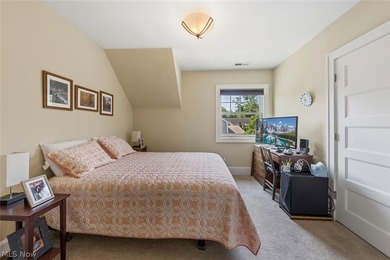 Welcome to 25021 Lakeview Drive, where the address truly speaks - photo 39