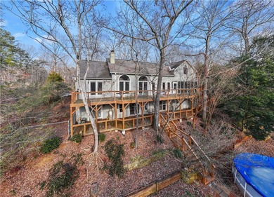 Comfort, privacy and views - Interior Lake Living at Lake Keowee - photo 39