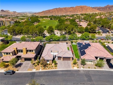 Luxury living at its finest! This beautifully upgraded home - photo 42