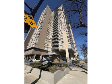 Lake Michigan - Cook County Condo For Sale in Chicago Illinois