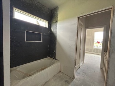 Another beautiful construction by Steve's Homes. In this well - photo 6