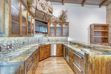 Extraordinary Parade Home on Orange Plum #14 in Summit Rock - photo 16