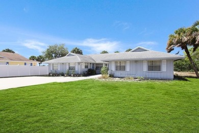 6/4 Duplex Income opportunity minutes from the beach! Unit A 3/2 - photo 1