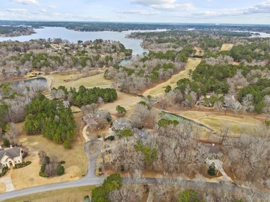 OVERLOOKING THE SIGNATURE 5TH HOLE OF THE JACK NICKLAUS DESIGNED - photo 4