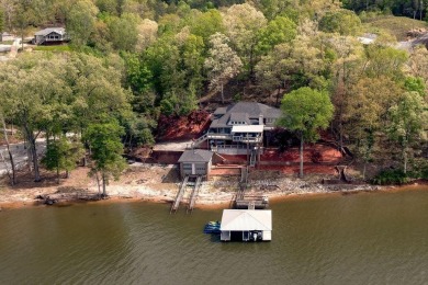 Pickwick Lake Home For Sale in Cherokee Alabama