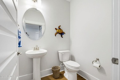 Welcome to 758 Sunfish Way, where luxury, comfort, and - photo 15