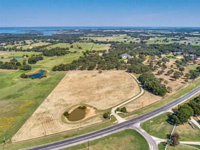 Discover exceptional luxury living in this magnificent - photo 38