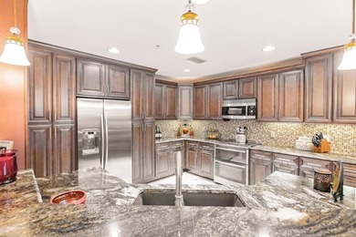 Vivante is your Florida resort-styled destination! Enjoy the - photo 11