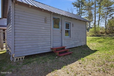 Come see this super cute home just around the corner from the - photo 33