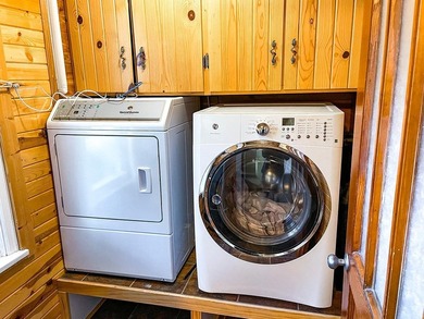 Beautifully updated and meticulously maintained, this stunning - photo 34