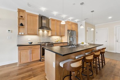 Enjoy easy, low maintenance living in Portland's highly - photo 4
