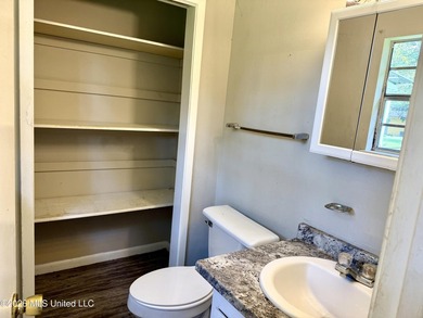 Investor Special ! Brick Home on a Slab. Your chance to do a - photo 11