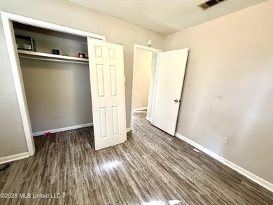 Investor Special ! Brick Home on a Slab. Your chance to do a - photo 12